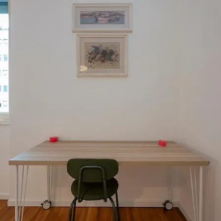 I Host - Monza 32 * Milano